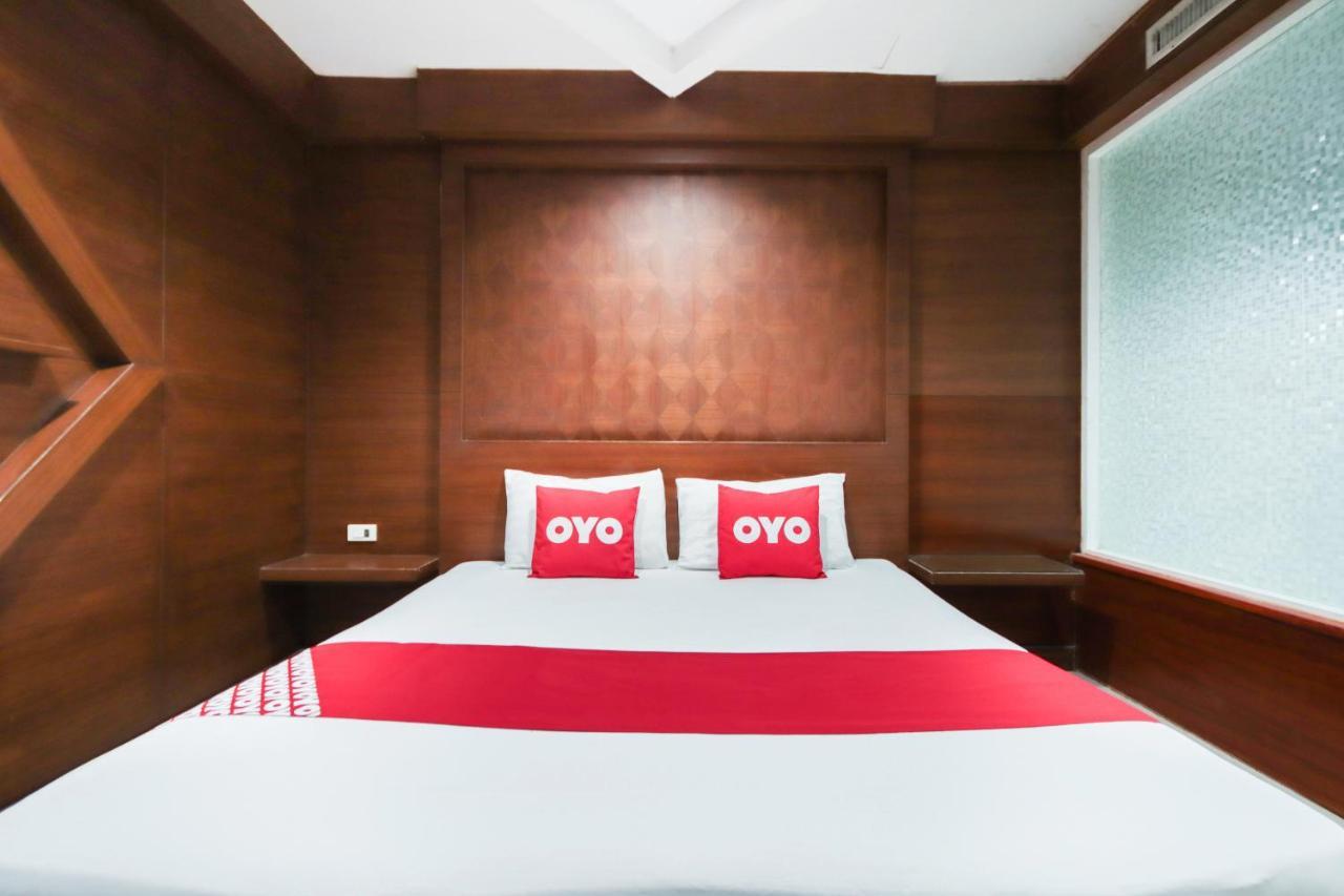 Oyo 1172 Goodnight 3* Phuket